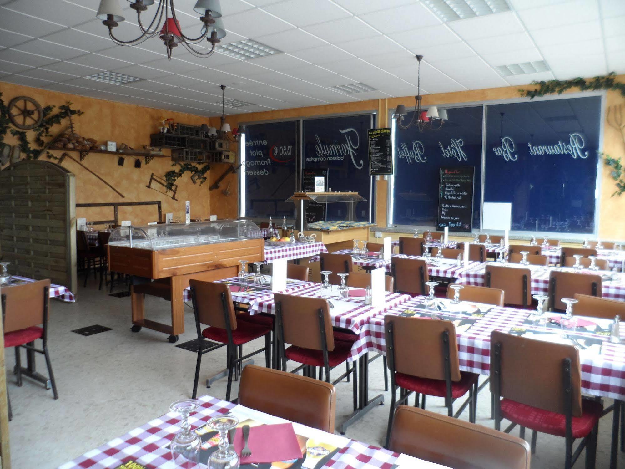 La Cle Des Champs Hotel Champigny  Exterior photo